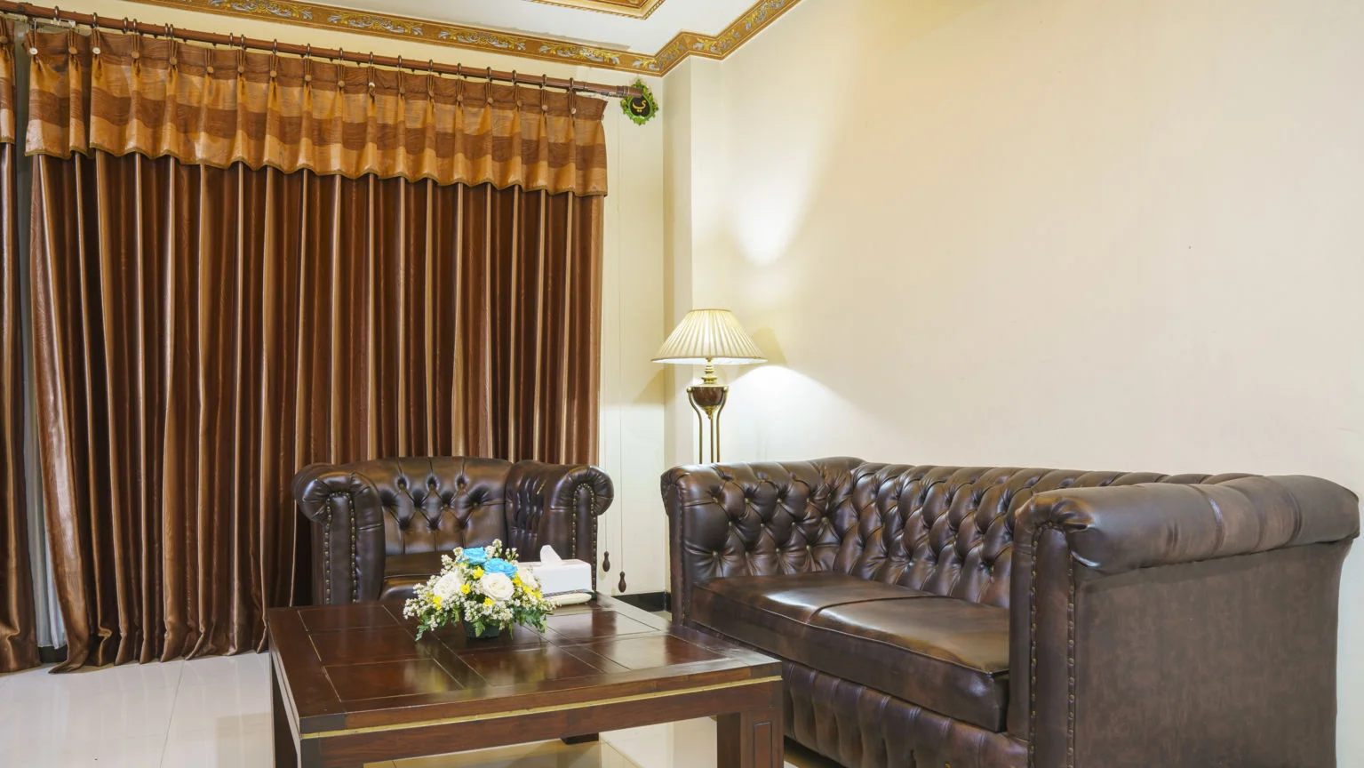 PRESIDENT SUITE